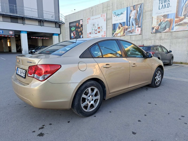Chevrolet Cruze LS 2.0VCDI, снимка 3 - Автомобили и джипове - 52427823