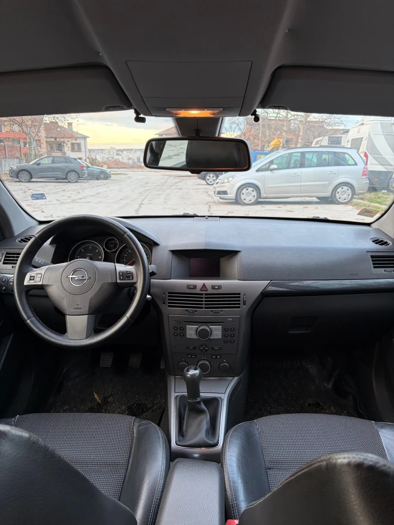 Opel Astra 1.7 CDTI, снимка 6 - Автомобили и джипове - 52644240