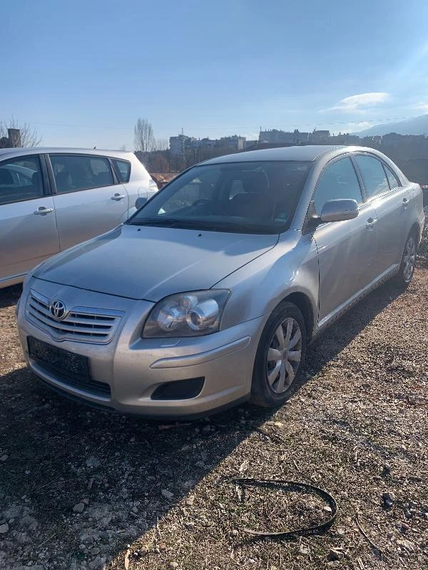 Toyota Avensis 2.0 D-4D 126к.с FACELIFT 200броя НА ЧАСТИ, снимка 3 - Автомобили и джипове - 41138857