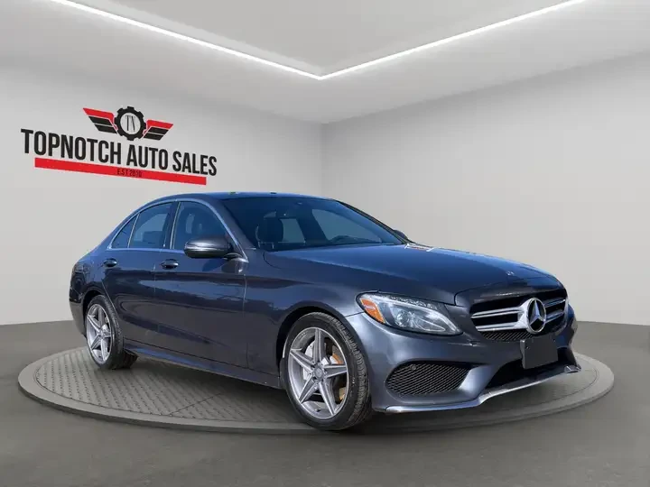 Mercedes-Benz C 300 * CARFAX * АВТО КРЕДИТ * , снимка 2 - Автомобили и джипове - 54905335