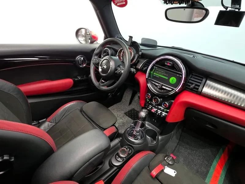 Mini Cooper S Jcw 3Rd Generation, снимка 7 - Автомобили и джипове - 56578515