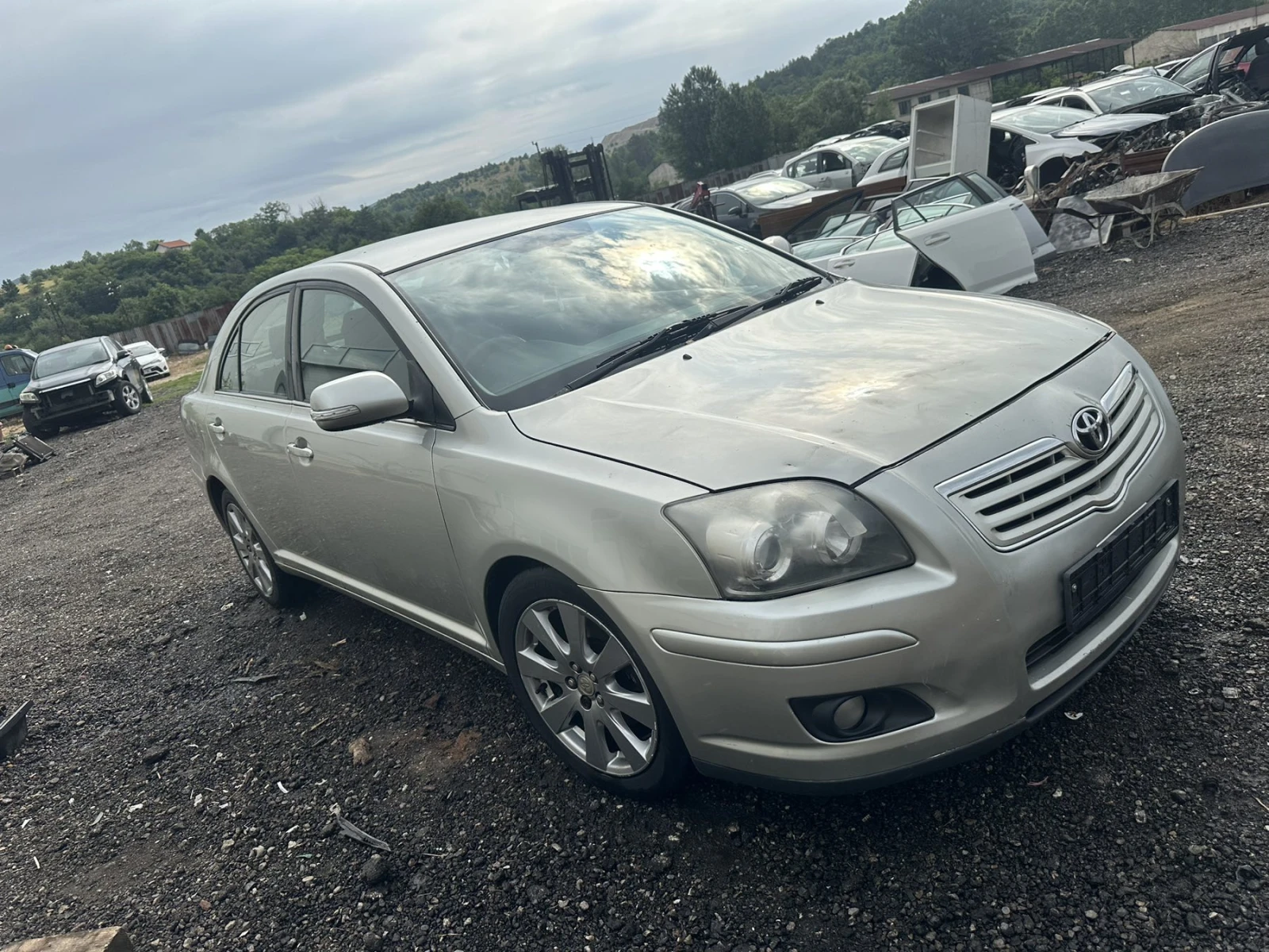 Toyota Avensis 2.0 D-4D 126�.� FACELIFT 200���� �� ����� | Mobile.bg � ����������� 2