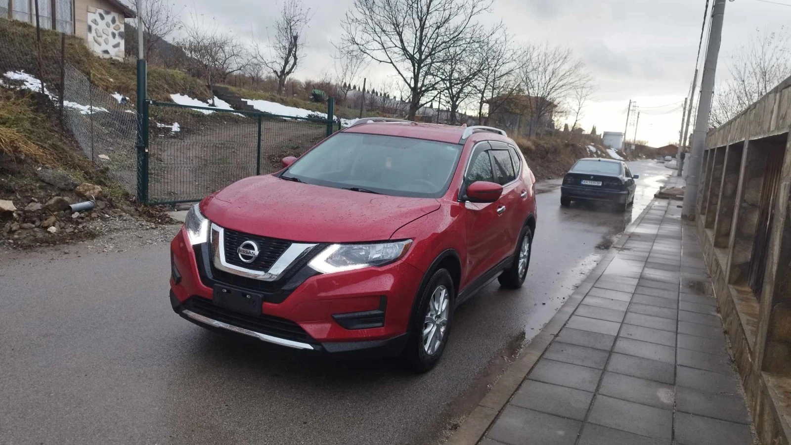 Nissan Rogue SV AWD - изображение 3