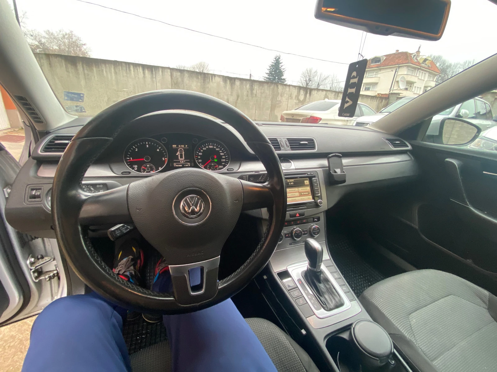 VW Passat B7 - изображение 10