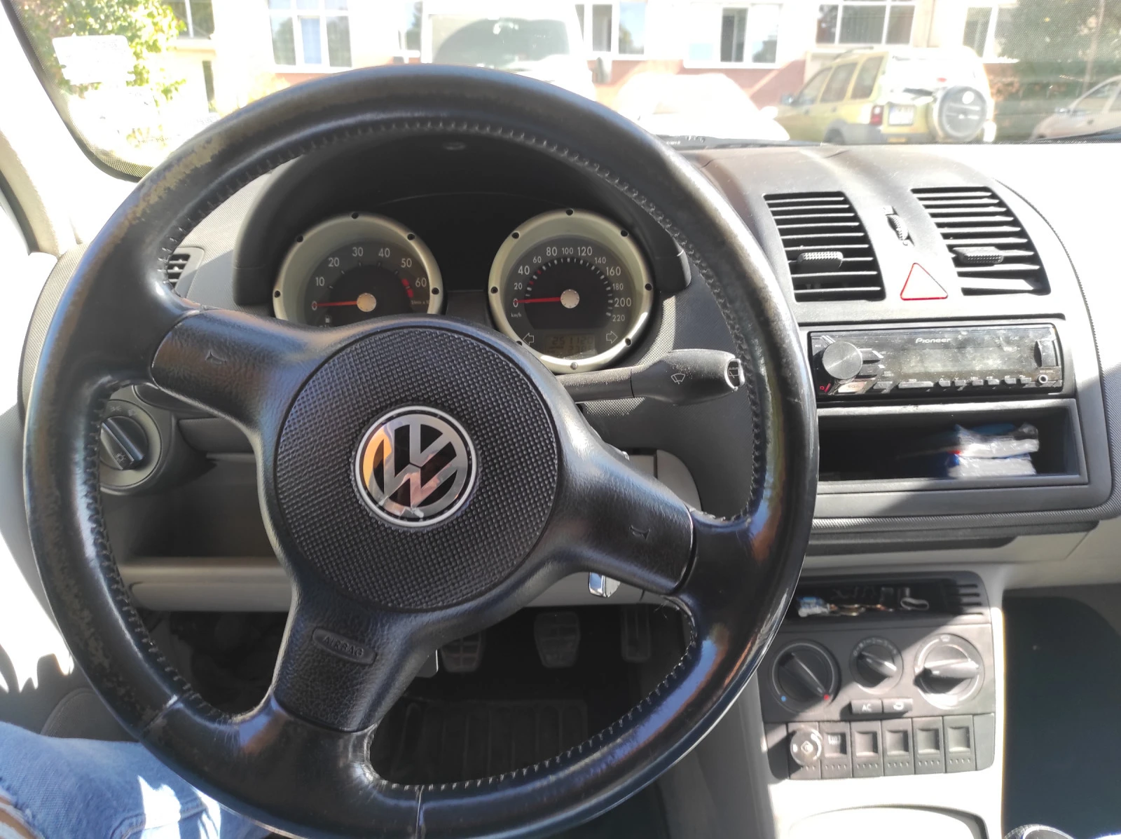 VW Polo 1.4 MPI ГАЗ 62к.с. | Mobile.bg — изображение 16