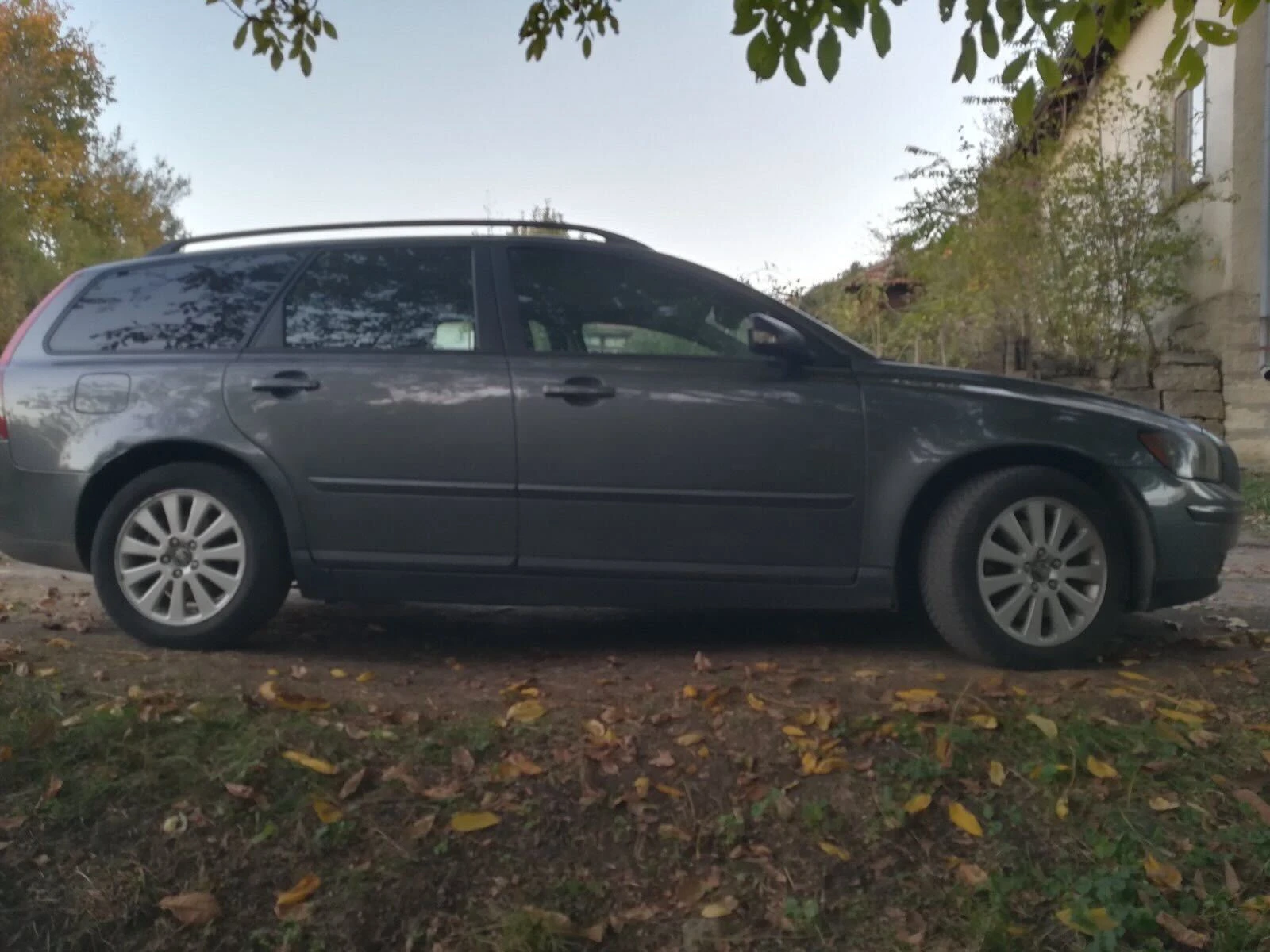 Volvo V50 2.0D - изображение 4