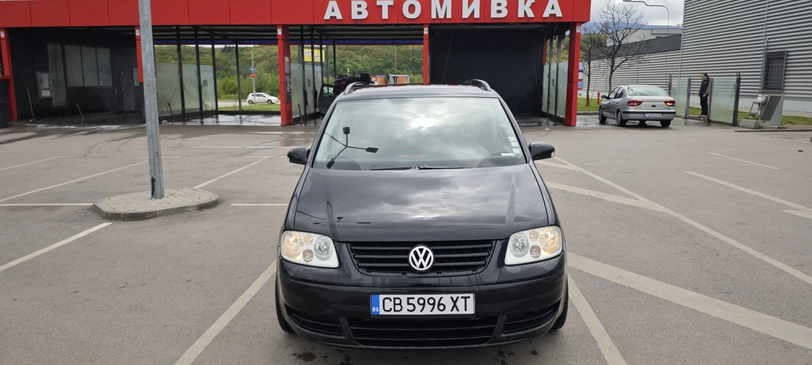 VW Touran  - изображение 2