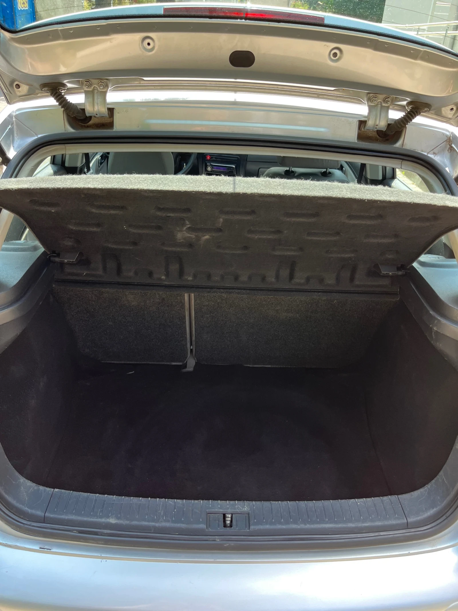Seat Ibiza 1.2 12v газ - изображение 5