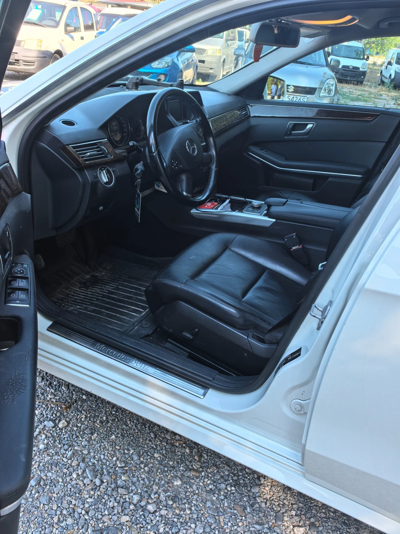 Mercedes-Benz E 200 | Mobile.bg — изображение 11