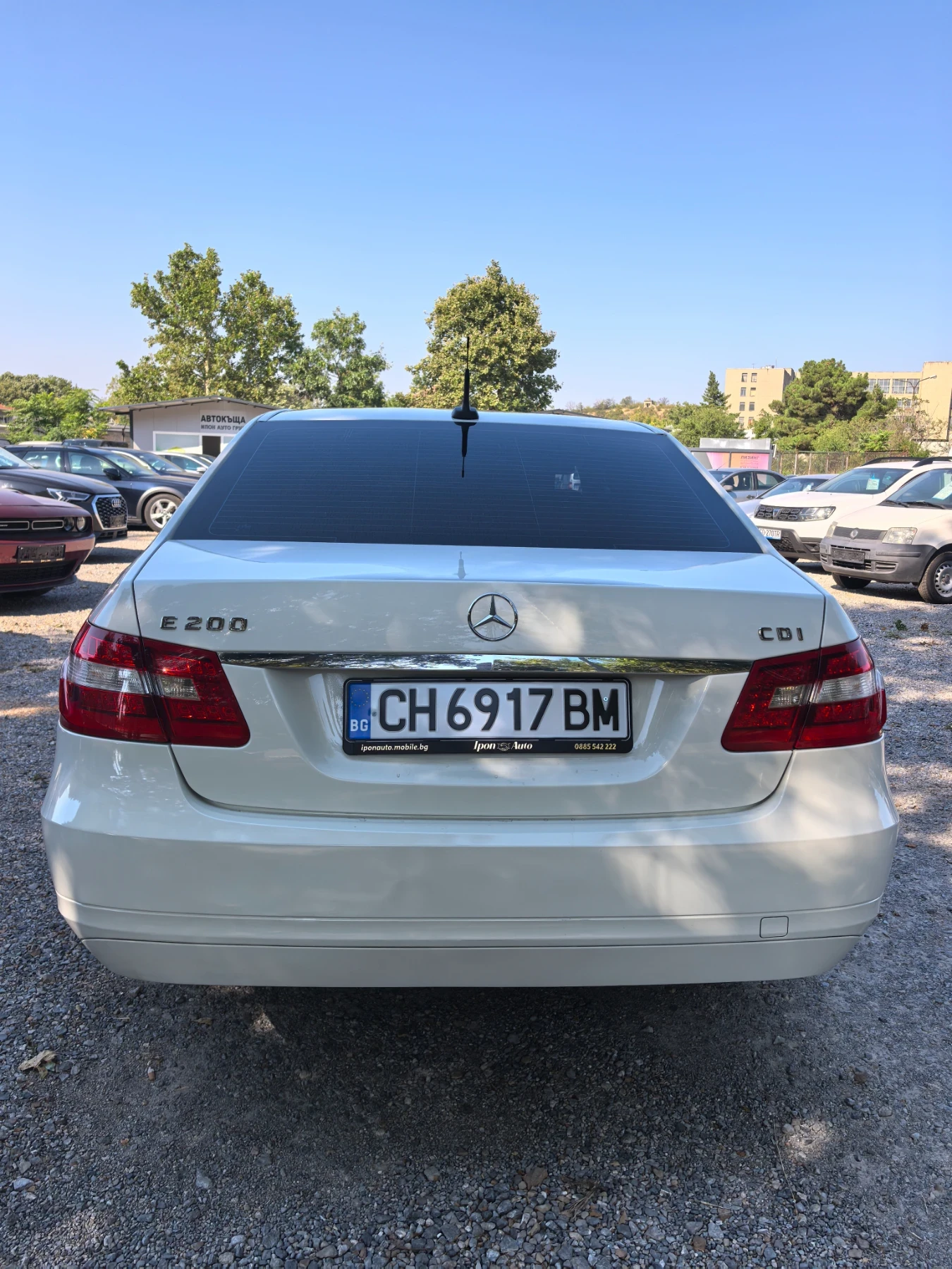 Mercedes-Benz E 200  - изображение 6
