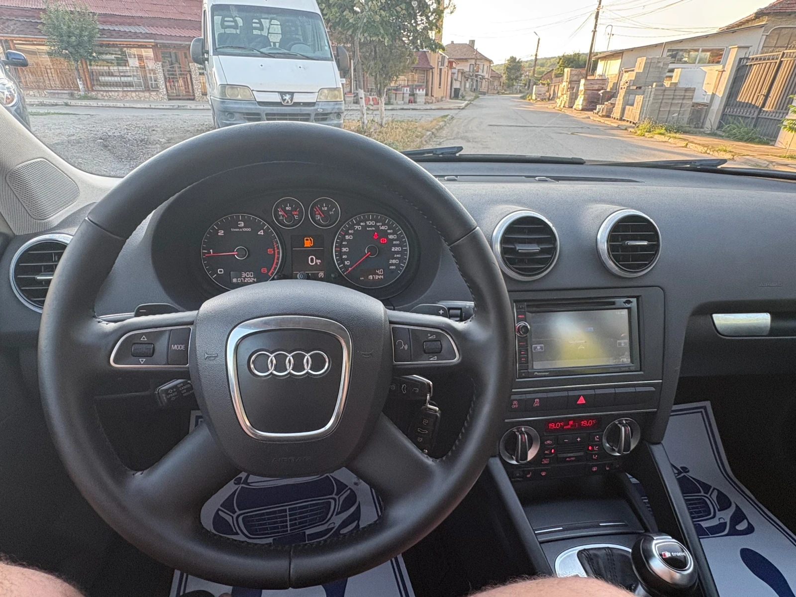 Audi A3 Sportback 2.0TDI 140  | Mobile.bg   15