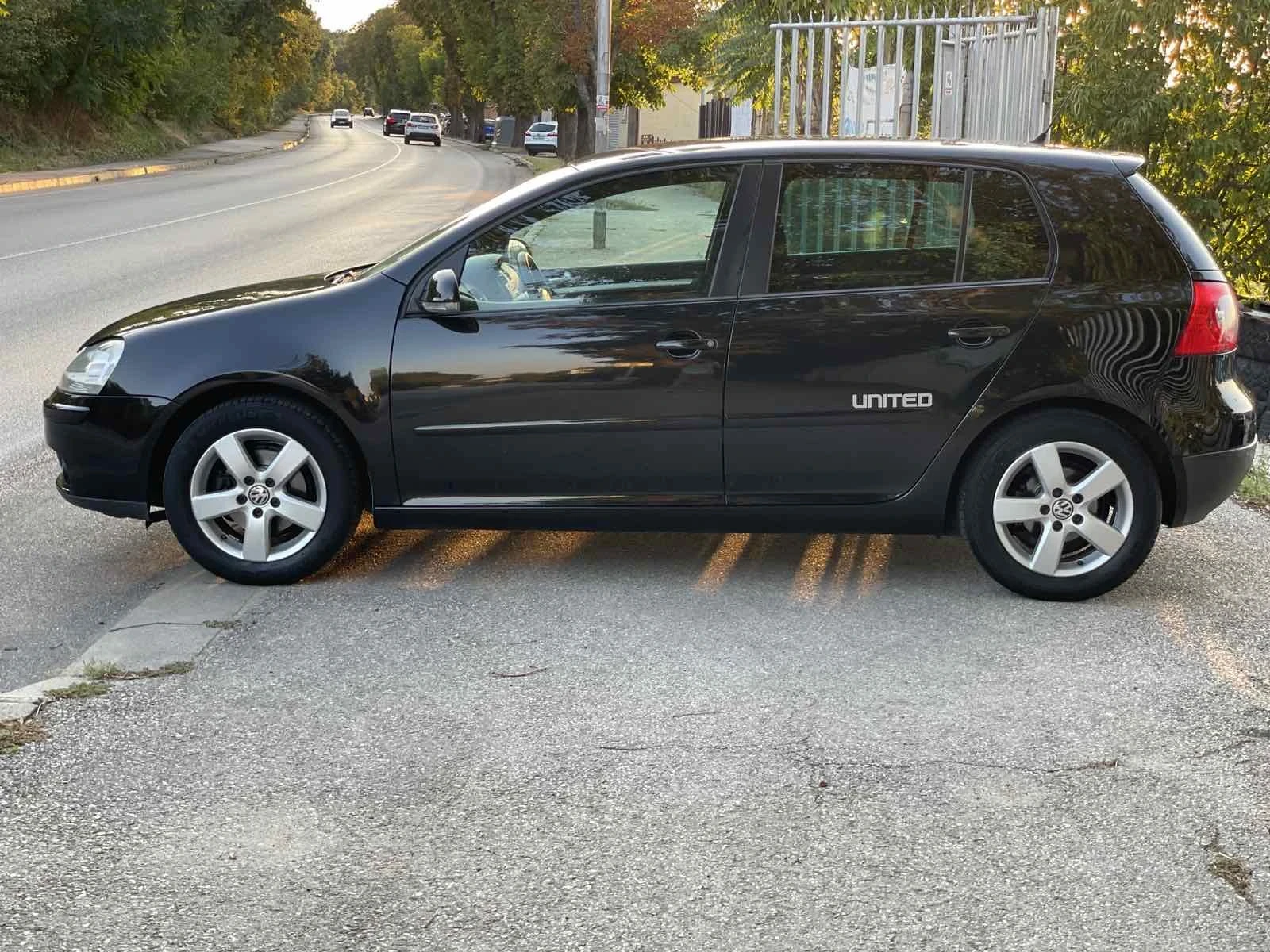VW Golf 1.9TDI, 105кс, МУЛТИ ВОЛАН, ПОДГРЕВ, 2008г, ИТАЛИЯ - изображение 8