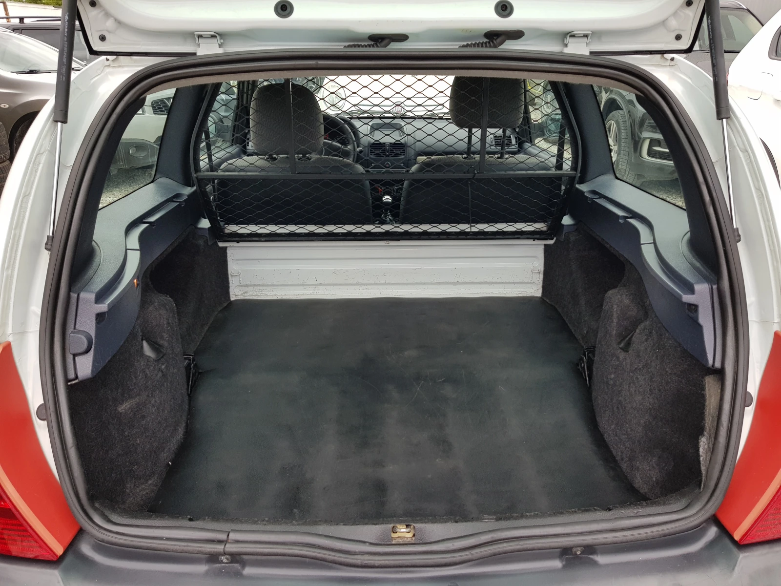 Renault Clio 1.5 dci - 65 к.с. ИТАЛИЯ  | Mobile.bg — изображение 12