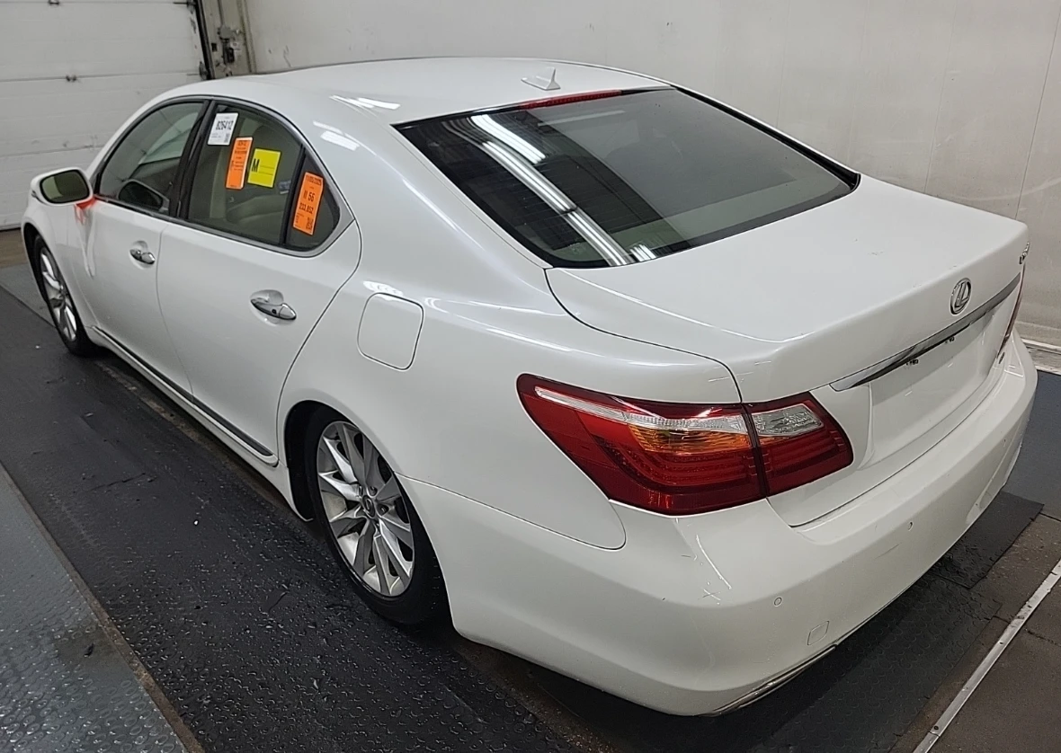 Lexus LS 460 SWB - изображение 4