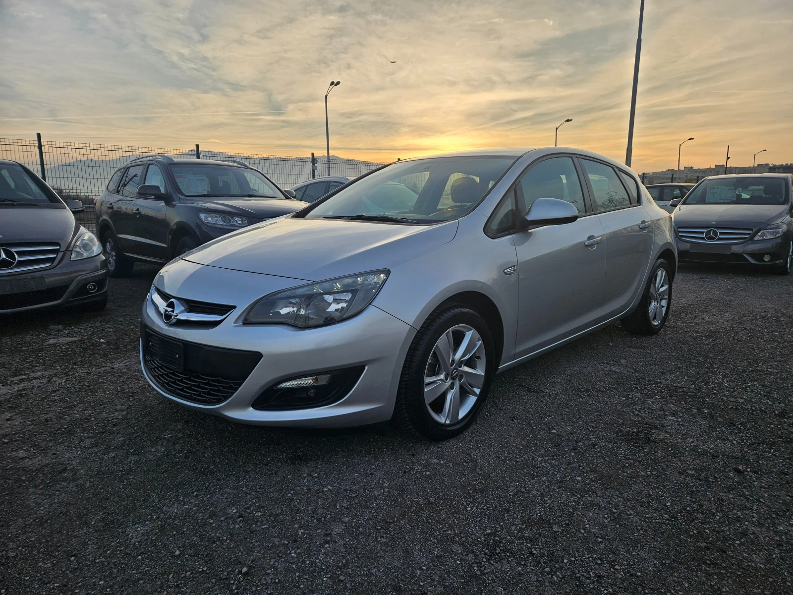 Opel Astra 1.7CDTI ��������� | Mobile.bg � ����������� 2