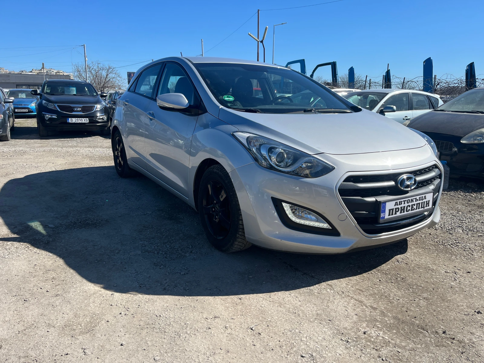 Hyundai I30 FACELIFT/CAMERA/LED//NAVI/XENON/ EURO 6, снимка 3 - Автомобили и джипове - 53781752