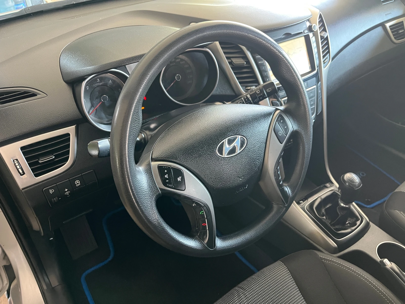 Hyundai I30 FACELIFT/CAMERA/LED/NAVI/XENON/ EURO 6 | Mobile.bg � ����������� 12