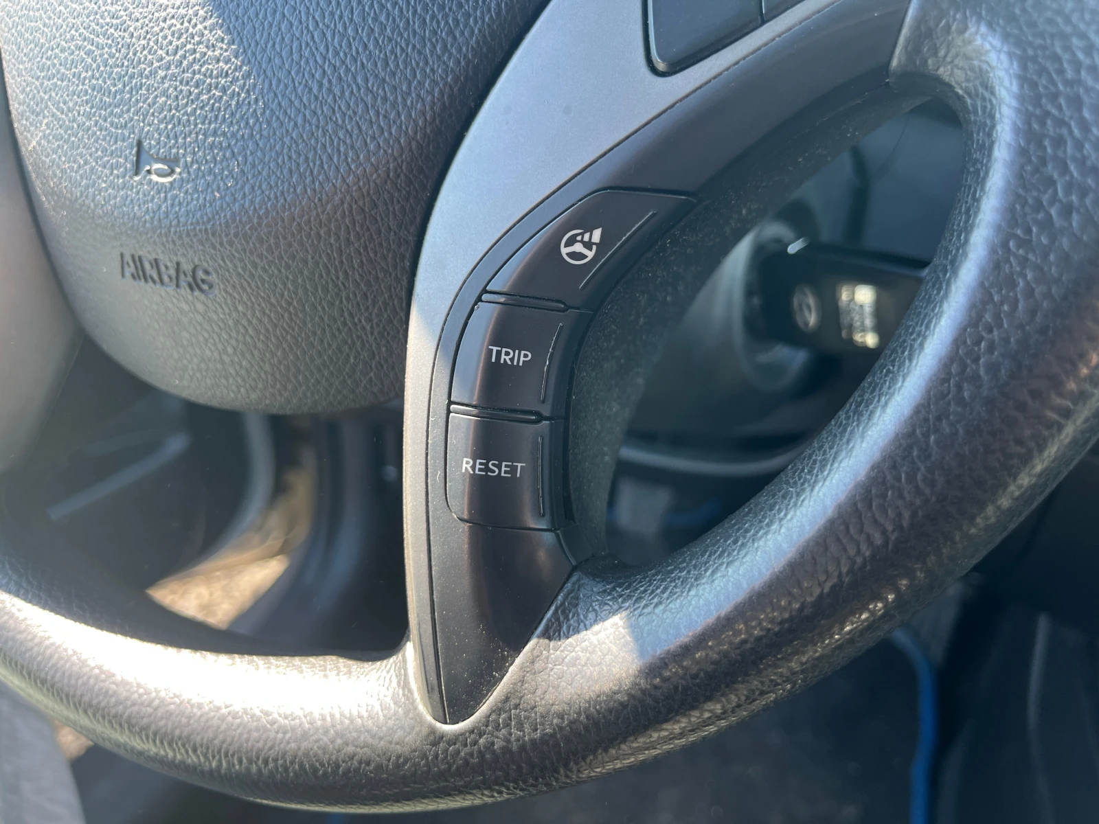 Hyundai I30 FACELIFT/CAMERA/LED//NAVI/XENON/ EURO 6, снимка 12 - Автомобили и джипове - 53781752