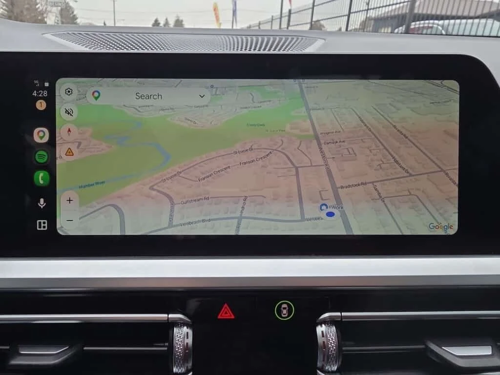 BMW 330 330i xDrive NO ACCIDENTS/HUD/HARMAN KARDON/CARPLA , снимка 11 - Автомобили и джипове - 53949347