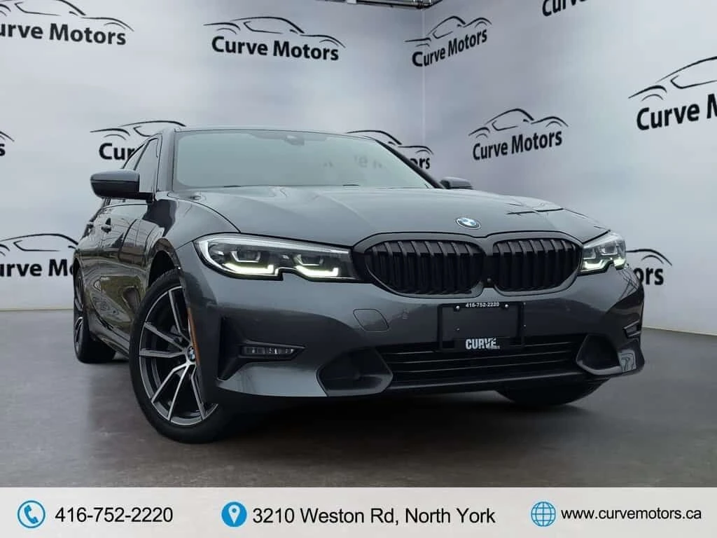 BMW 330 330i xDrive NO ACCIDENTS/HUD/HARMAN KARDON/CARPLA 