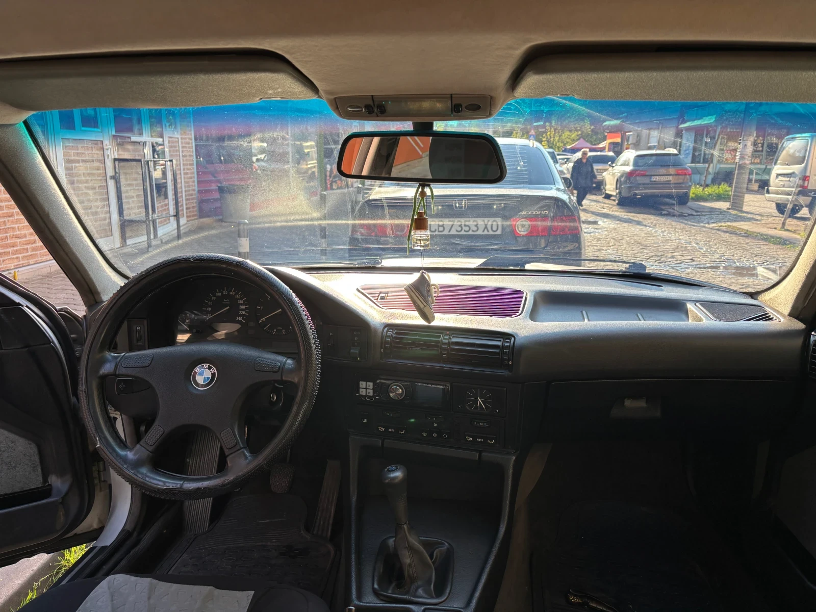 BMW 525 TDS, снимка 8 - Автомобили и джипове - 54302384