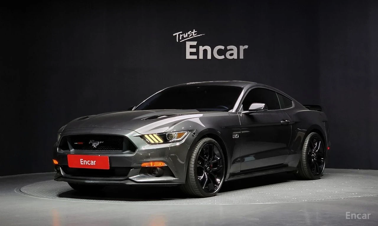 Ford Mustang GT5.0* КОЖА* ПОДГРЕВ* ОБДУХВАНЕ* 