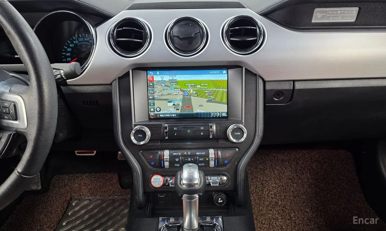 Ford Mustang GT5.0* КОЖА* ПОДГРЕВ* ОБДУХВАНЕ* , снимка 13 - Автомобили и джипове - 54555364