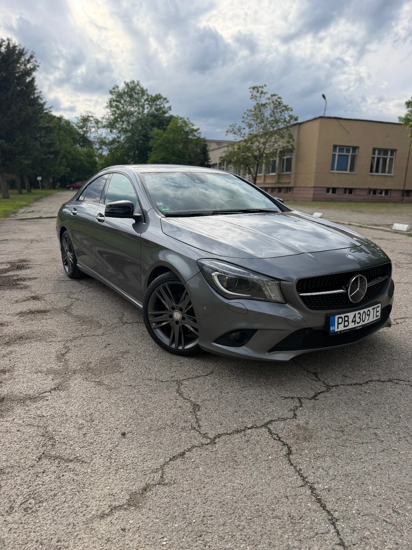 Mercedes-Benz CLA 220 DISTRONIC/MEMORY/FULL LED/ HARMAN KARDON 