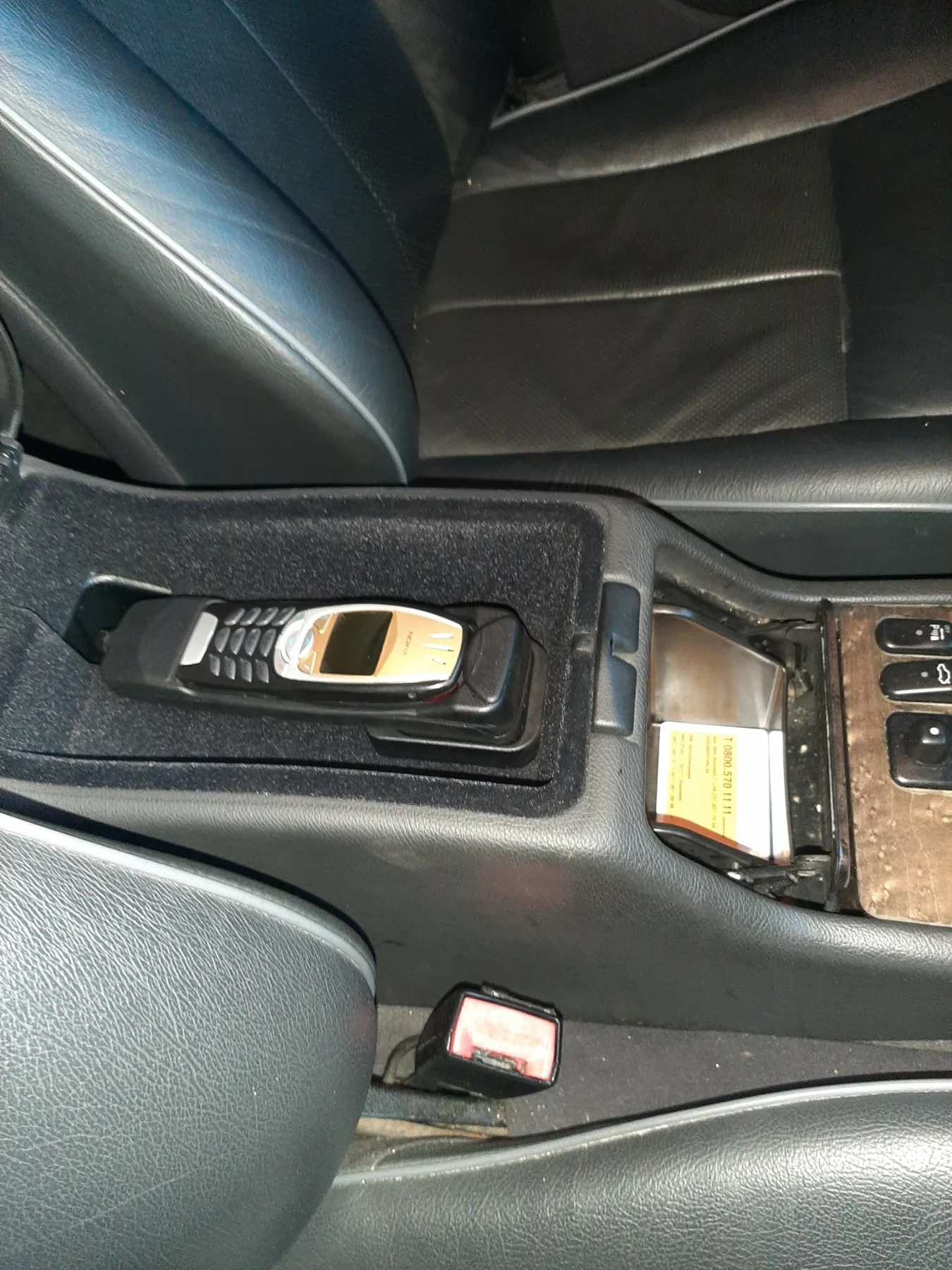 Mercedes-Benz E 320 CDI, Avantgarde , снимка 5 - Автомобили и джипове - 54591359