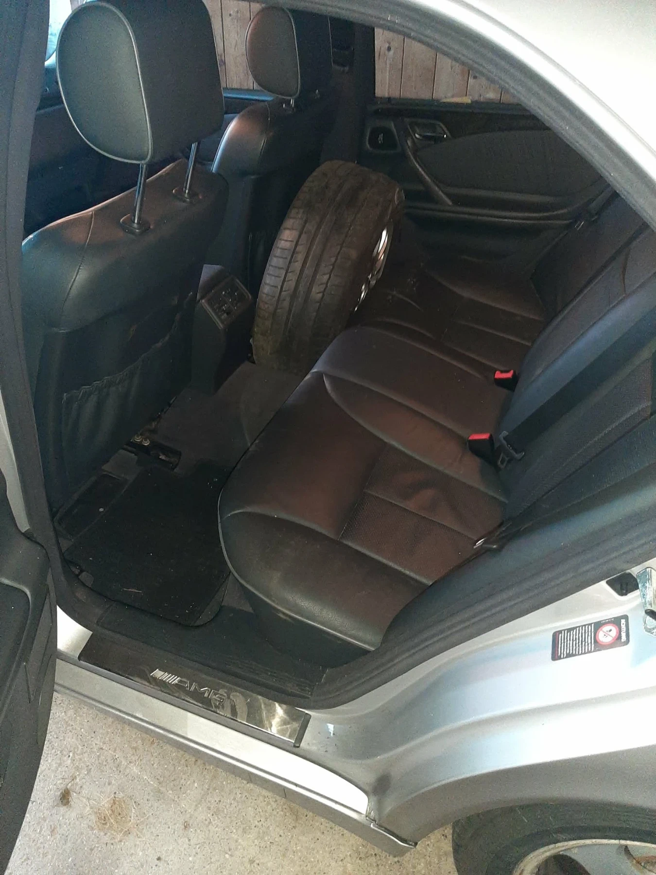 Mercedes-Benz E 320 CDI, Avantgarde , снимка 11 - Автомобили и джипове - 54591359