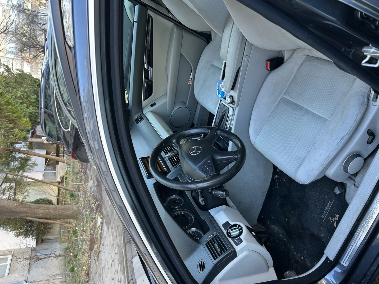 Mercedes-Benz C 200 220 CDI, снимка 2 - Автомобили и джипове - 54915031