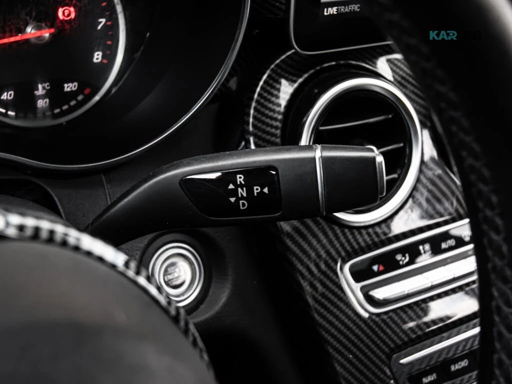 Mercedes-Benz C 300 4MATIC (КРАЙНА цена до БЪЛГАРИЯ), снимка 14 - Автомобили и джипове - 54932046