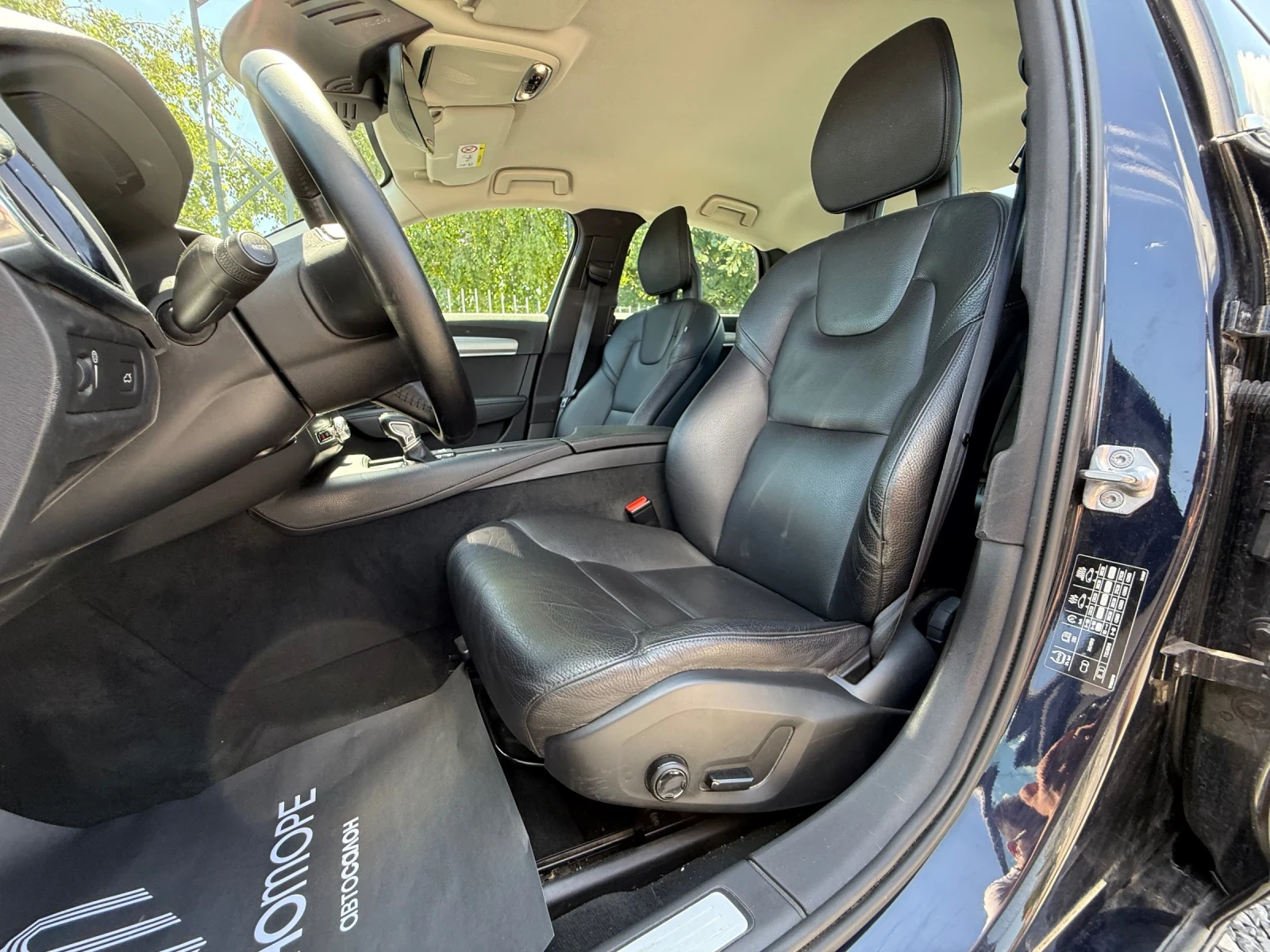 Volvo S90 D4 2.0d 190kc Momentum Geartronic , снимка 13 - Автомобили и джипове - 55050035