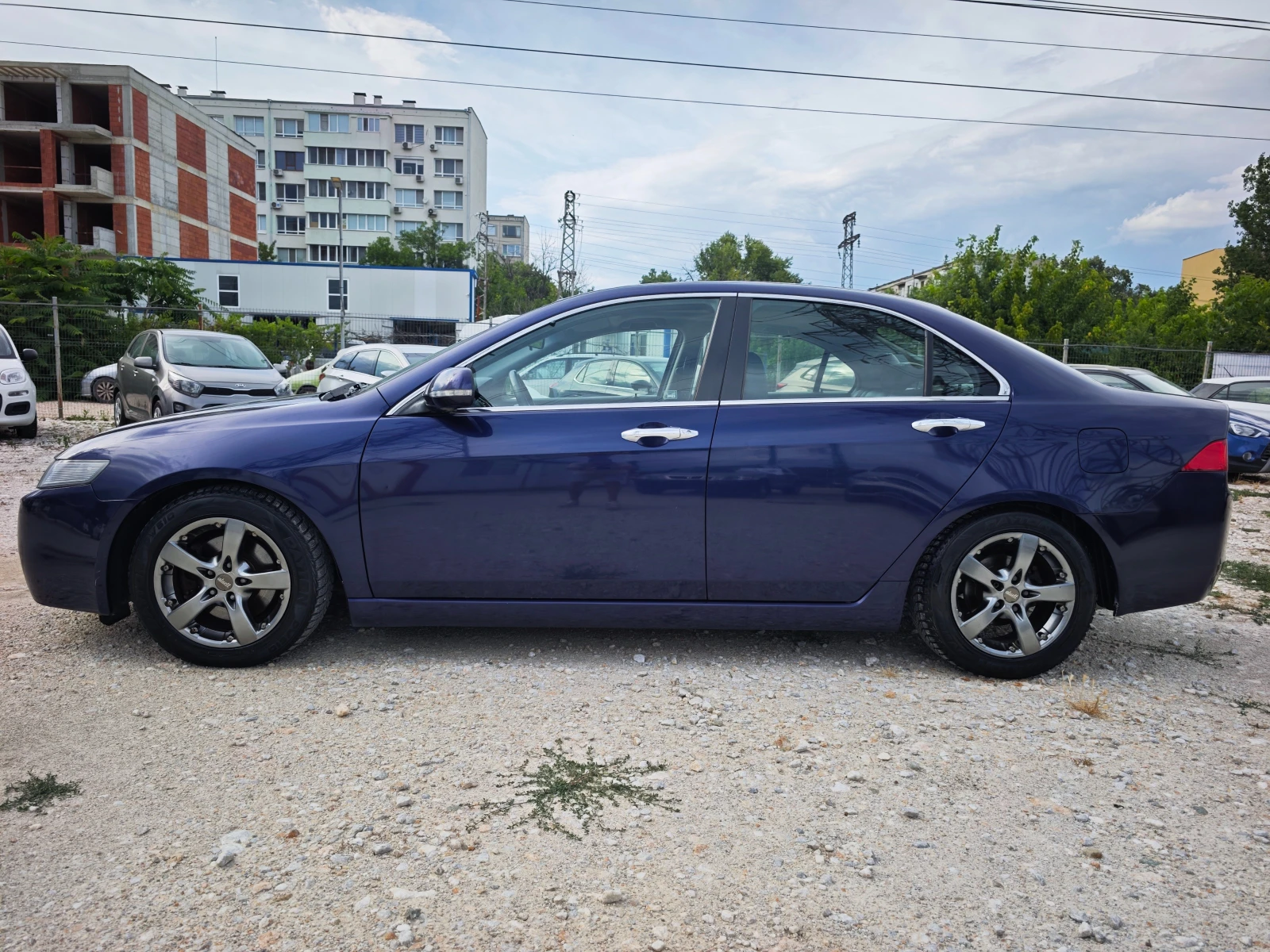 Honda Accord 2.4i-VTEC ГАЗ АВТОМАТ, снимка 3 - Автомобили и джипове - 55211082