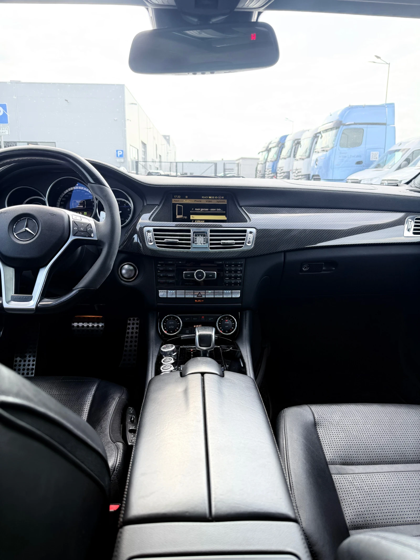 Mercedes-Benz CLS 63 AMG Performance pack/LSD/557кс/Carbon, снимка 13 - Автомобили и джипове - 55302889