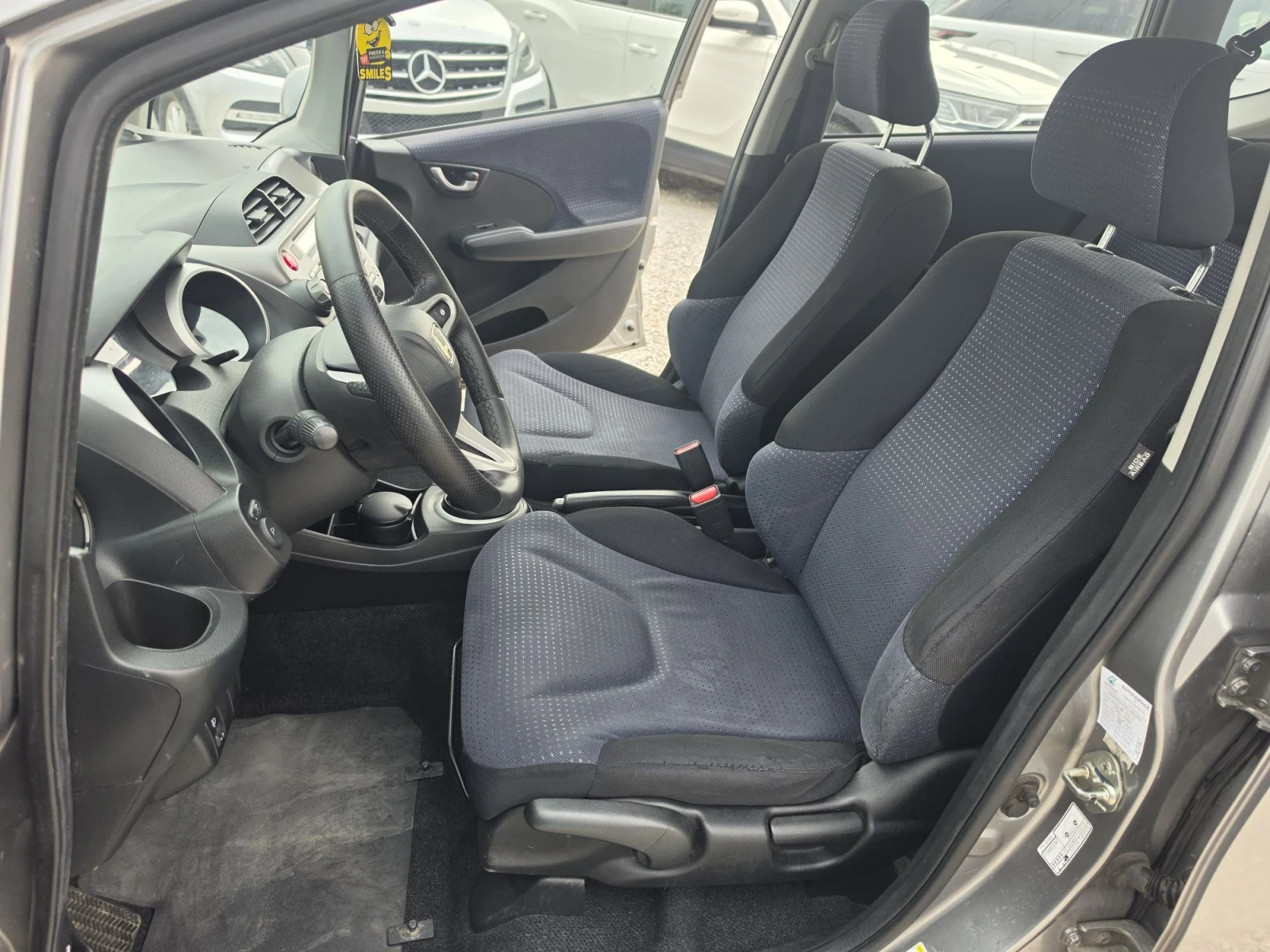 Honda Jazz бензин 90 коня, снимка 9 - Автомобили и джипове - 55799623