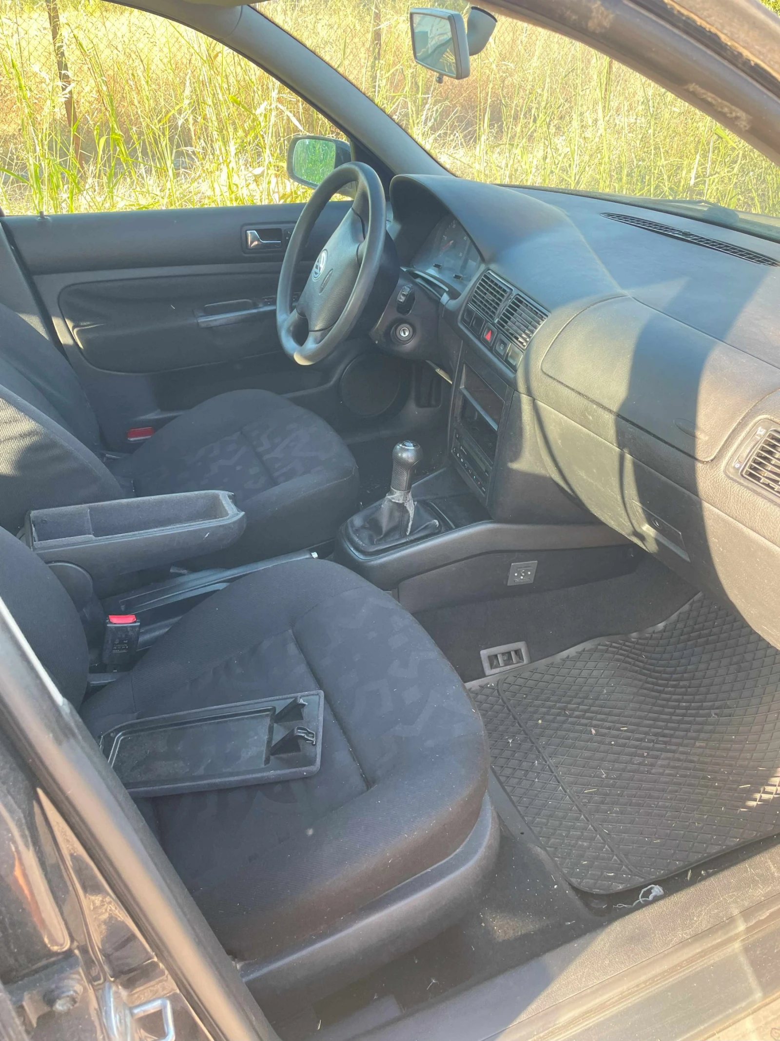 VW Golf, снимка 7 - Автомобили и джипове - 55988544