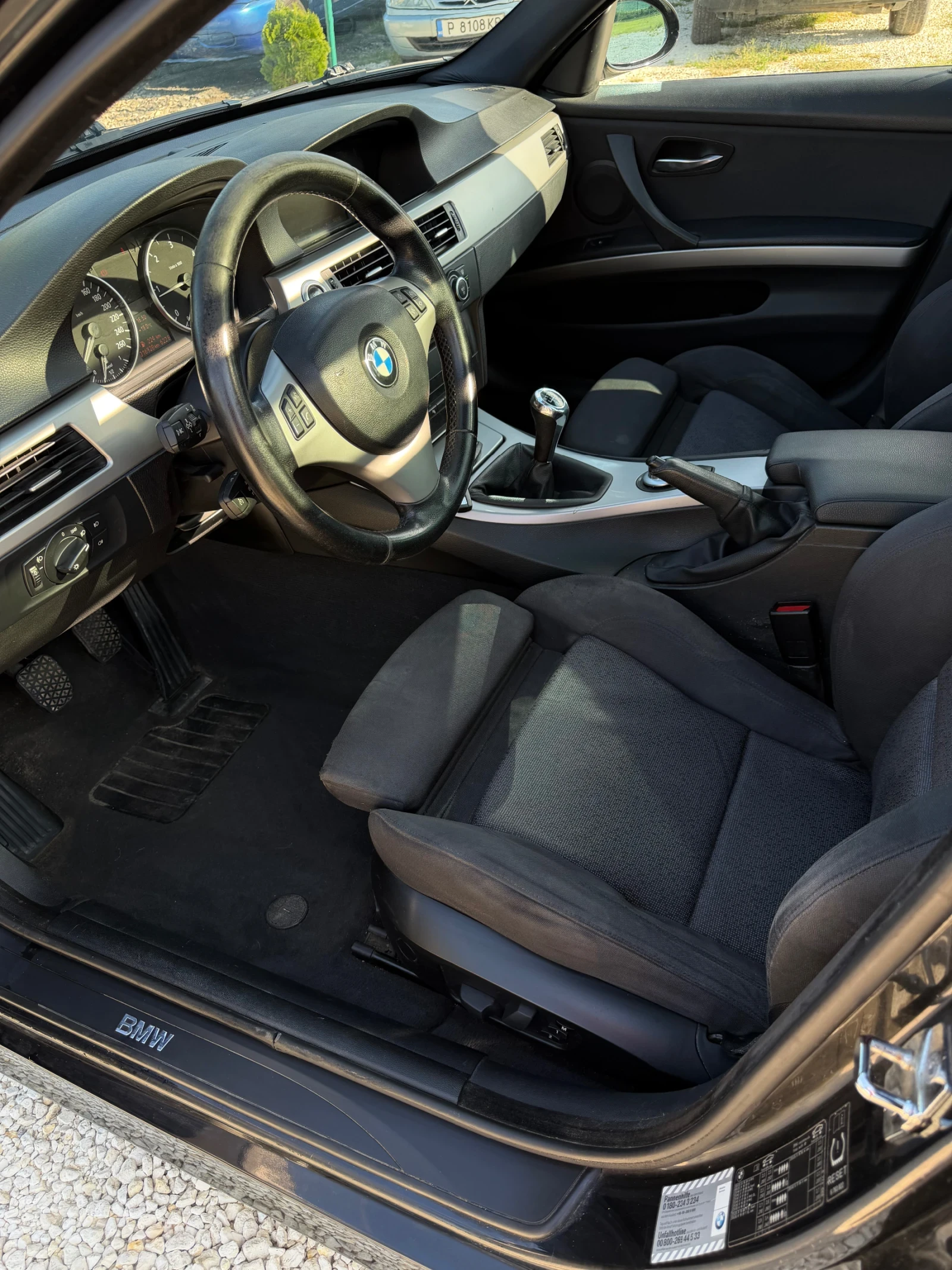 BMW 318 D M47 РЕКАРО / ПАНОРАМА, снимка 9 - Автомобили и джипове - 56059247