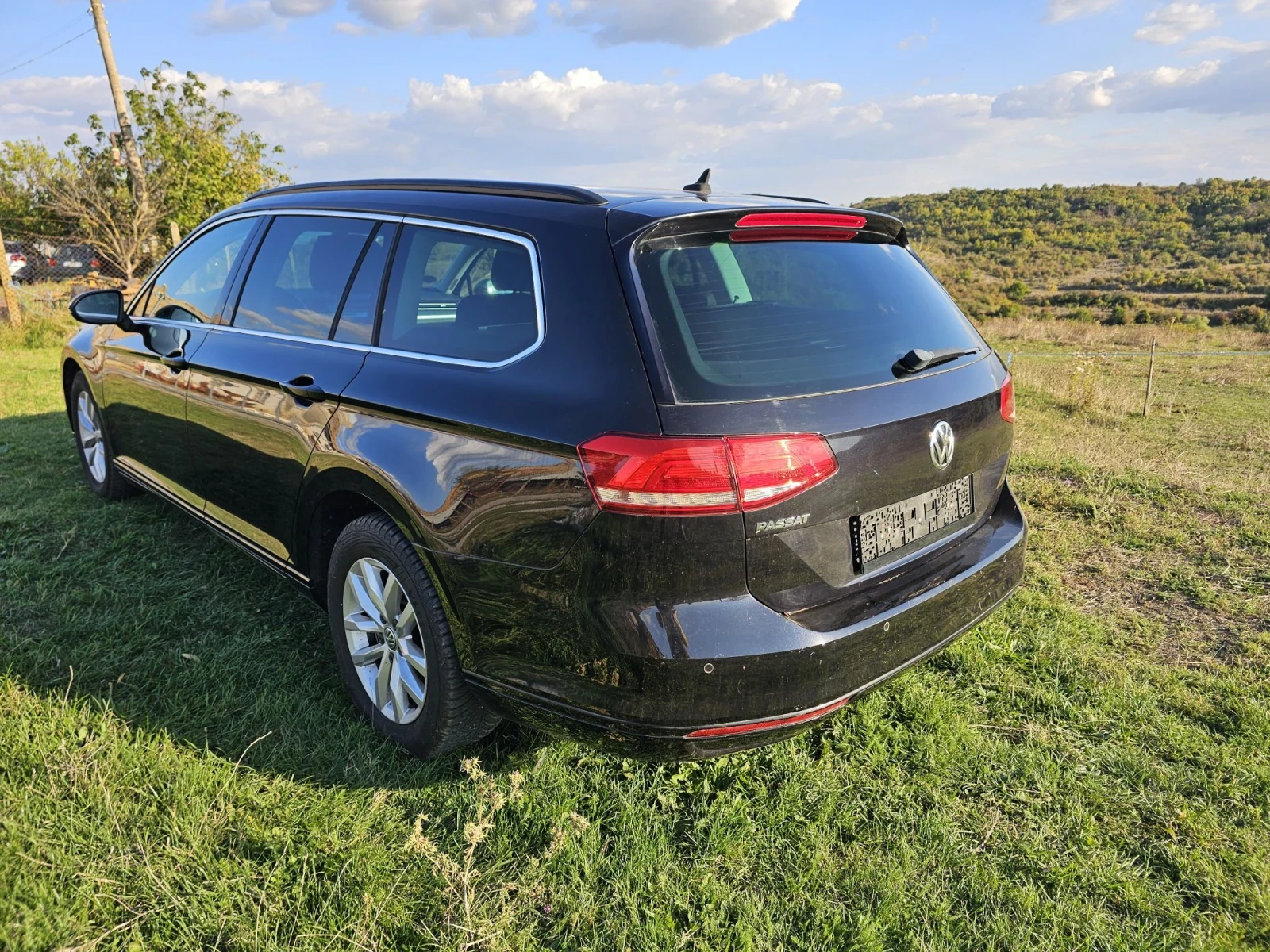 VW Passat 2.0 TDI 150HP Сервизна история , снимка 4 - Автомобили и джипове - 56317286