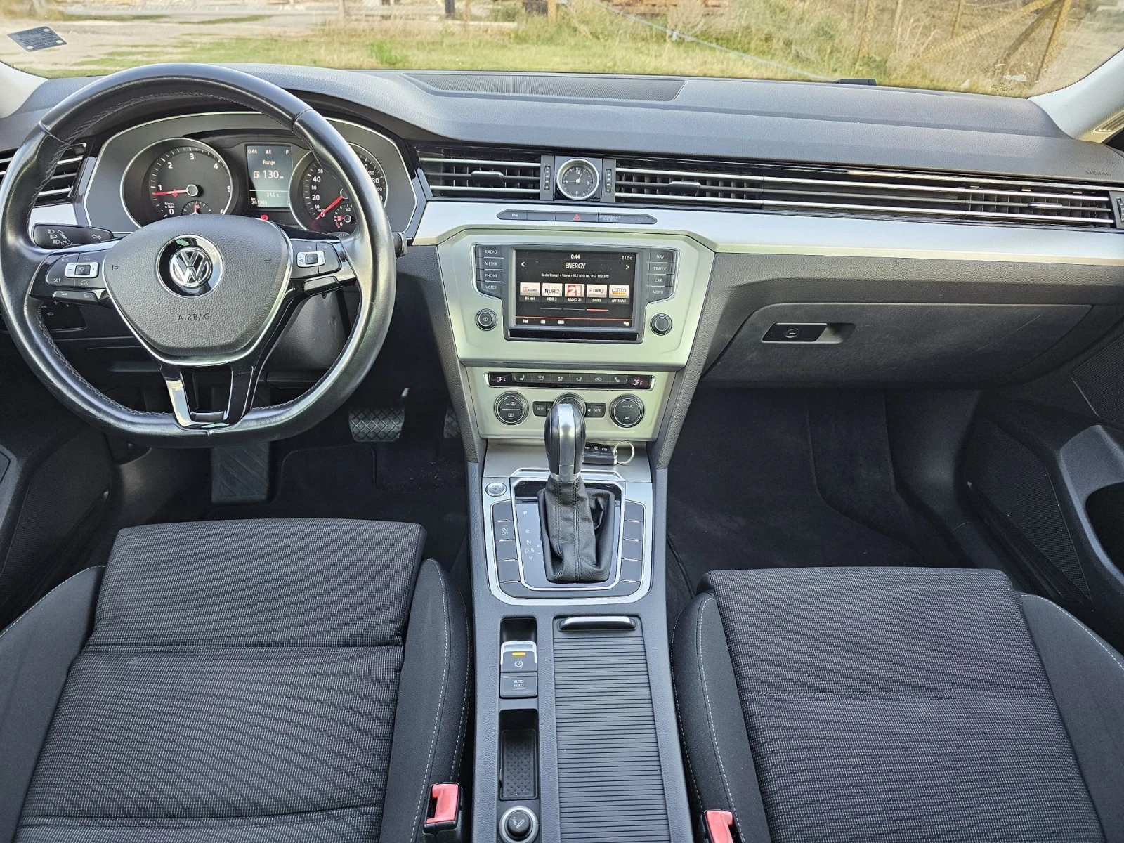 VW Passat 2.0 TDI 150HP Сервизна история , снимка 11 - Автомобили и джипове - 56317286