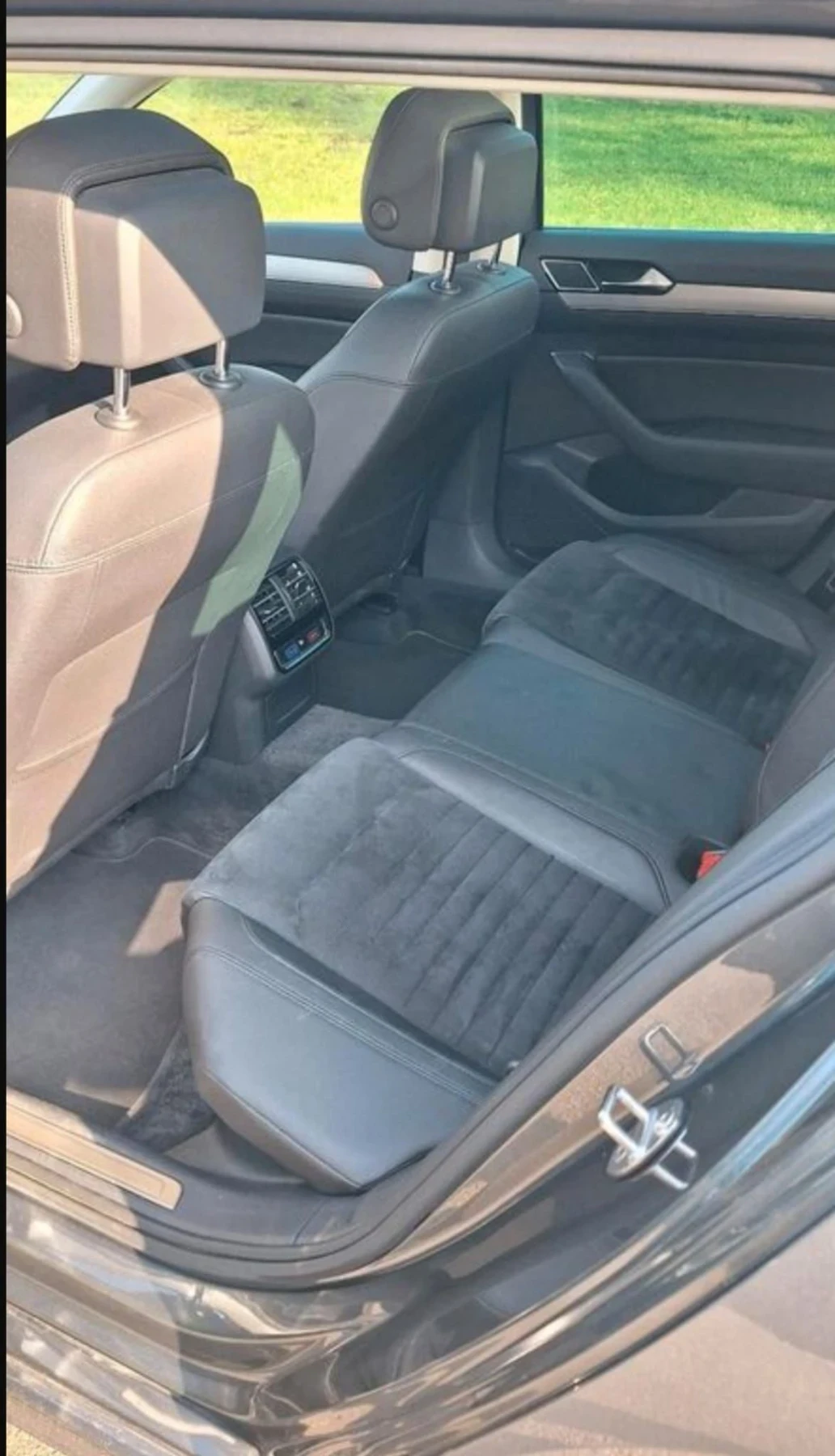 VW Passat R Line  190кс, снимка 5 - Автомобили и джипове - 56417282