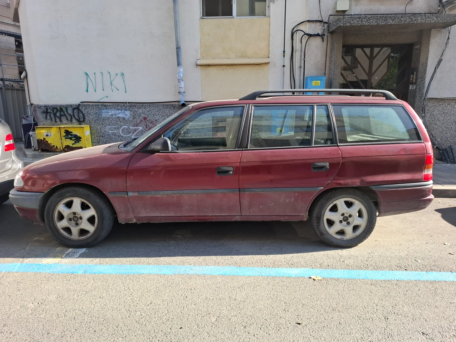 Opel Astra, снимка 2 - Автомобили и джипове - 56597245