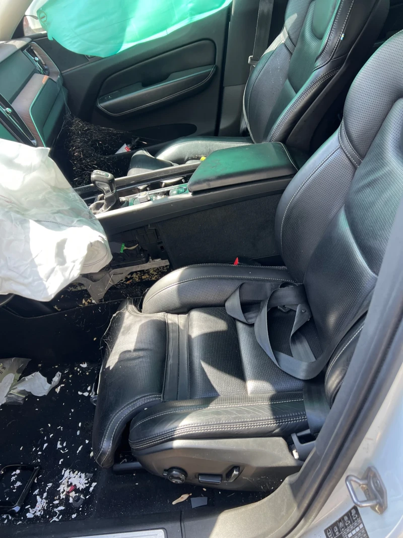 Volvo XC60 2.0 T5, снимка 5 - Автомобили и джипове - 50043213