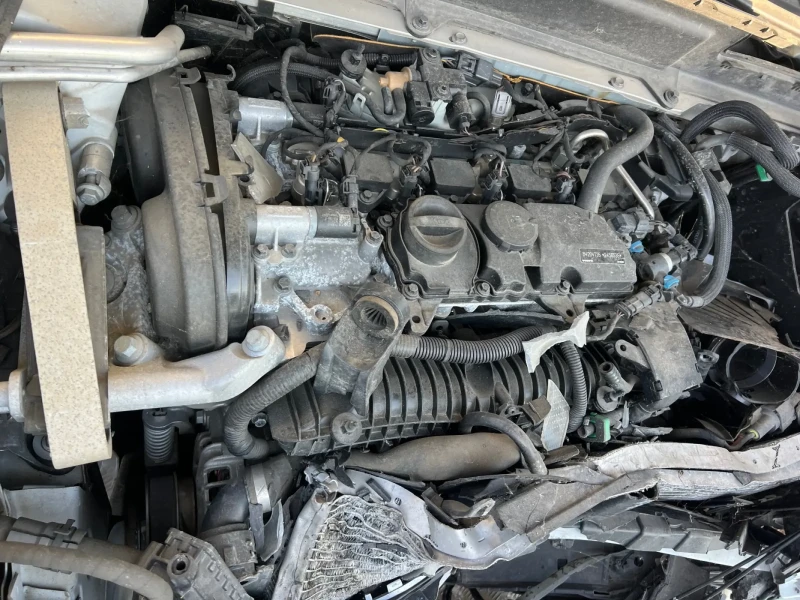 Volvo XC60 2.0 T5, снимка 12 - Автомобили и джипове - 50043213