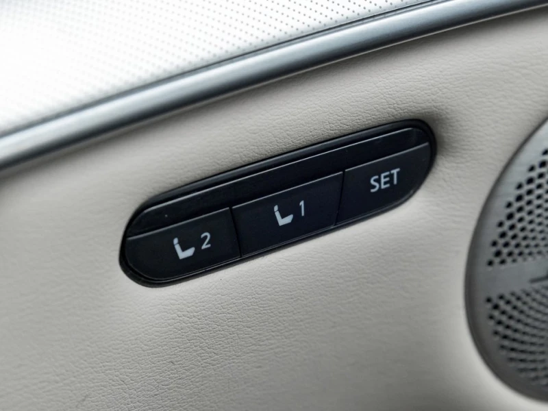 Infiniti QX50 4x4 / LUXE / PANO / BOSE, снимка 7 - Автомобили и джипове - 52749656