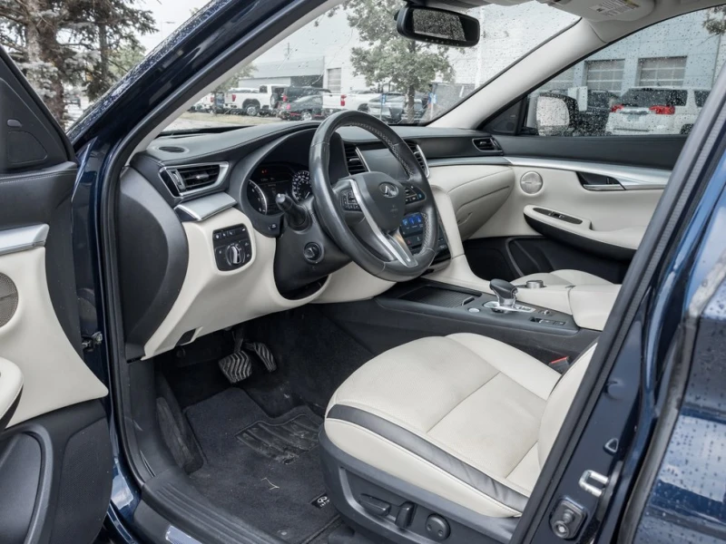 Infiniti QX50 4x4 / LUXE / PANO / BOSE, снимка 6 - Автомобили и джипове - 52749656