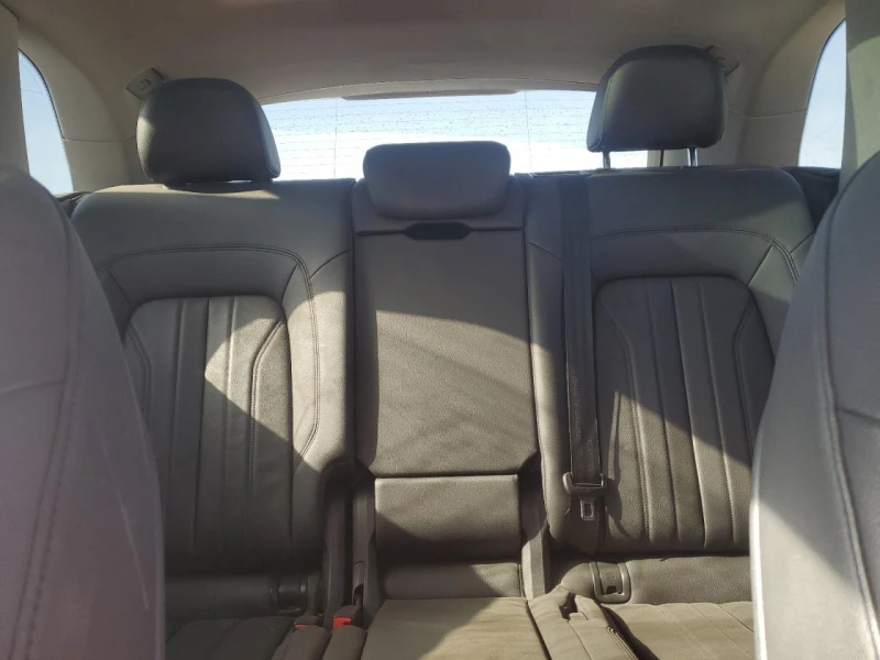 Audi Q5 Premium Plus / 2.0 TFSI / Quattro / Кожа / Пано. /, снимка 10 - Автомобили и джипове - 52747335