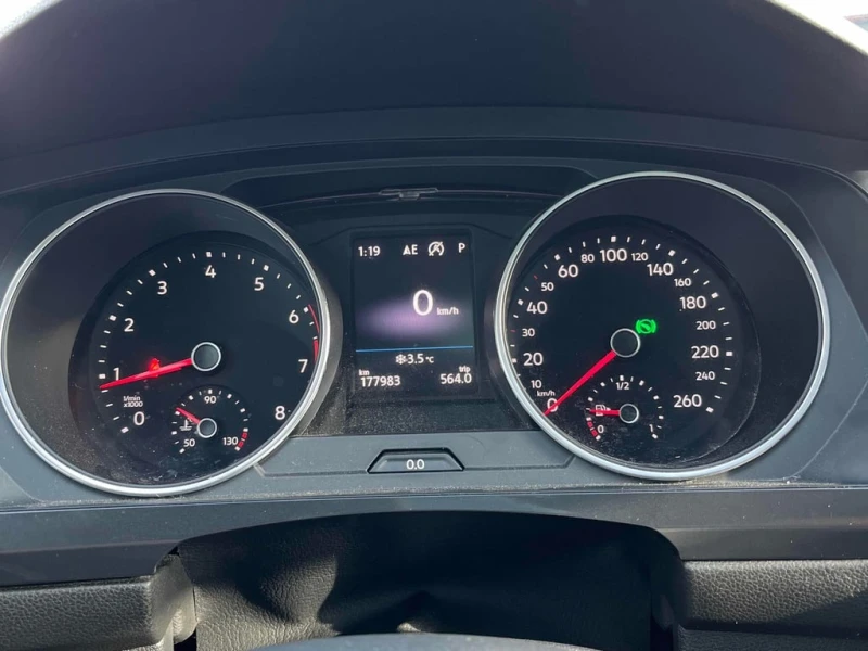 VW Tiguan * Comfortline * CARFAX * , снимка 8 - Автомобили и джипове - 52769785