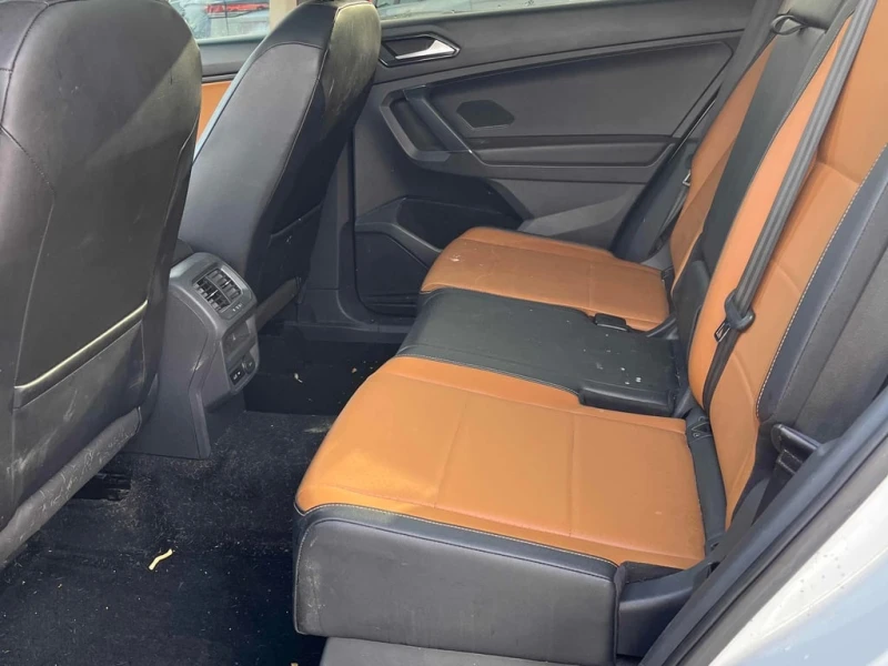VW Tiguan * Comfortline * CARFAX * , снимка 11 - Автомобили и джипове - 52769785