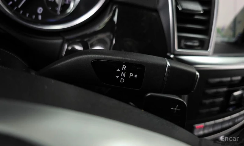 Mercedes-Benz ML 250, снимка 9 - Автомобили и джипове - 52879868